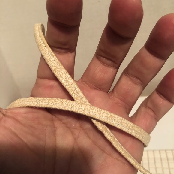 Vintage Veneto white 70s shoulder bag . Disco style, hard plastic sequins.used - Picture 3 of 9